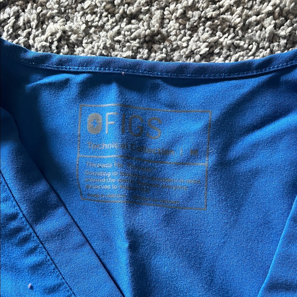 Figs Royal Blue Scrub Top - Picture 2 of 2